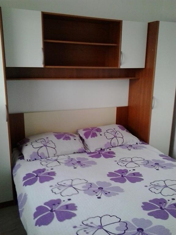 Apartments Natasa Vir Room photo