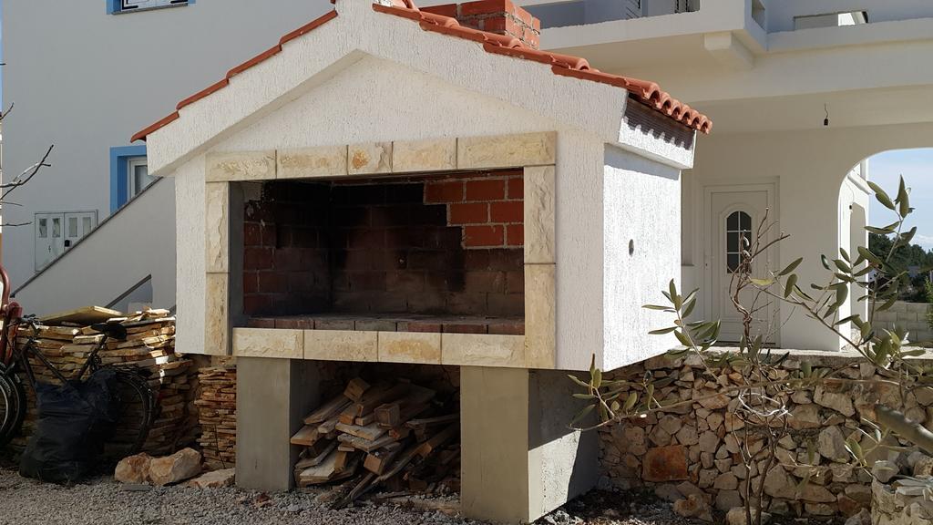 Apartments Natasa Vir Exterior photo